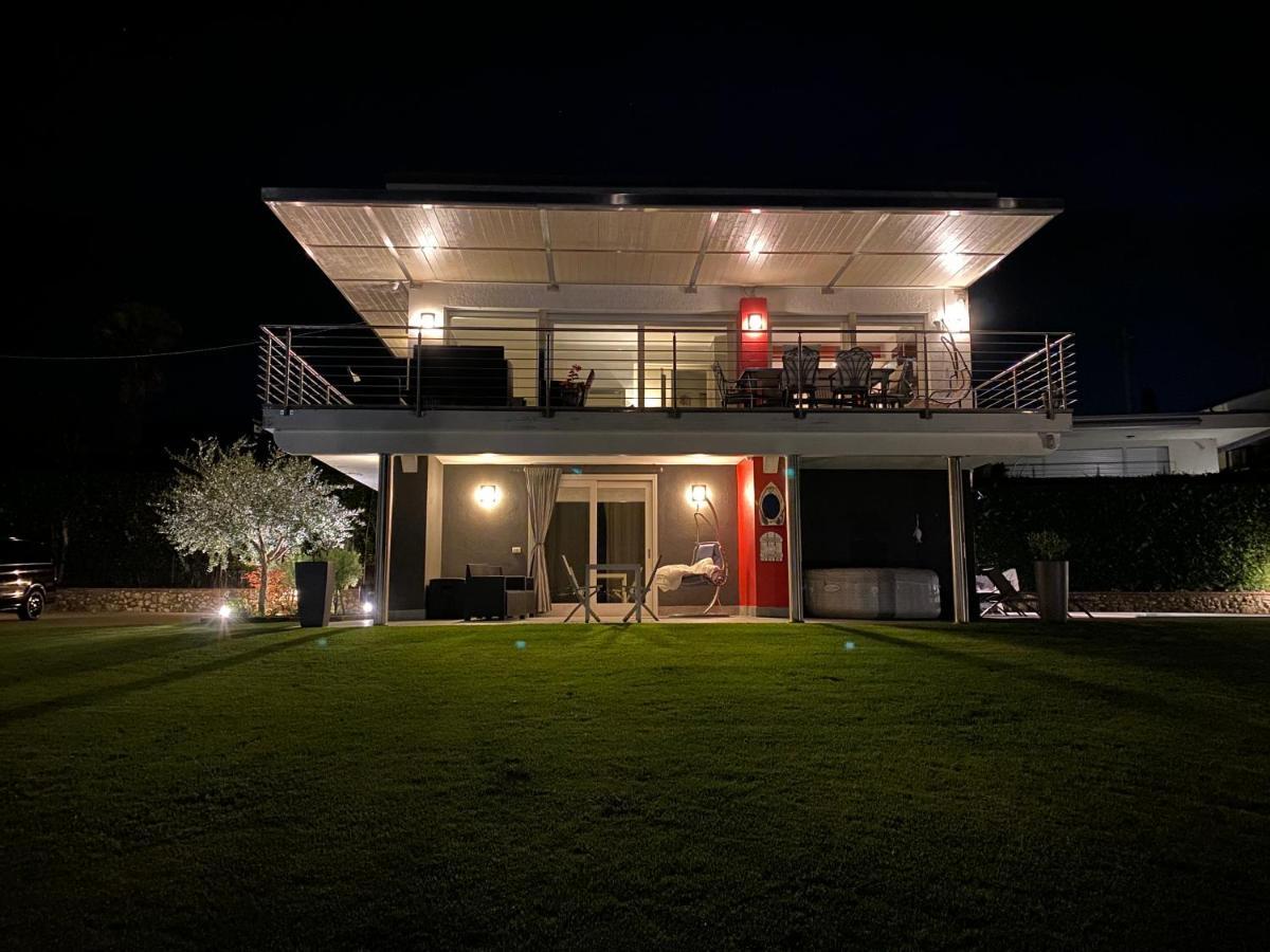 Lhv Garda Lake - Private Pool And Spa 巴多利诺 外观 照片