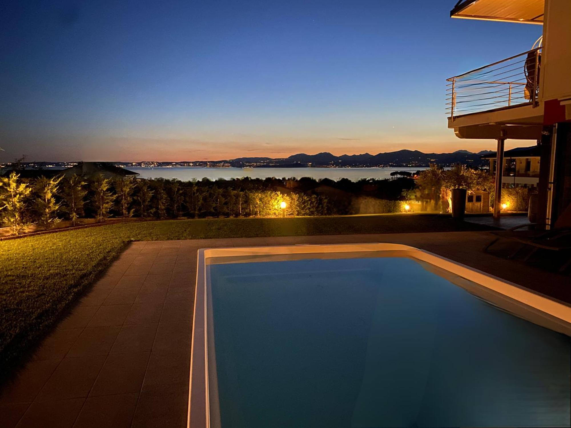 Lhv Garda Lake - Private Pool And Spa 巴多利诺 外观 照片